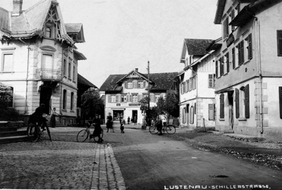 Foto1_Schillerstraße_um_1900_(c)HistorischesArchiv